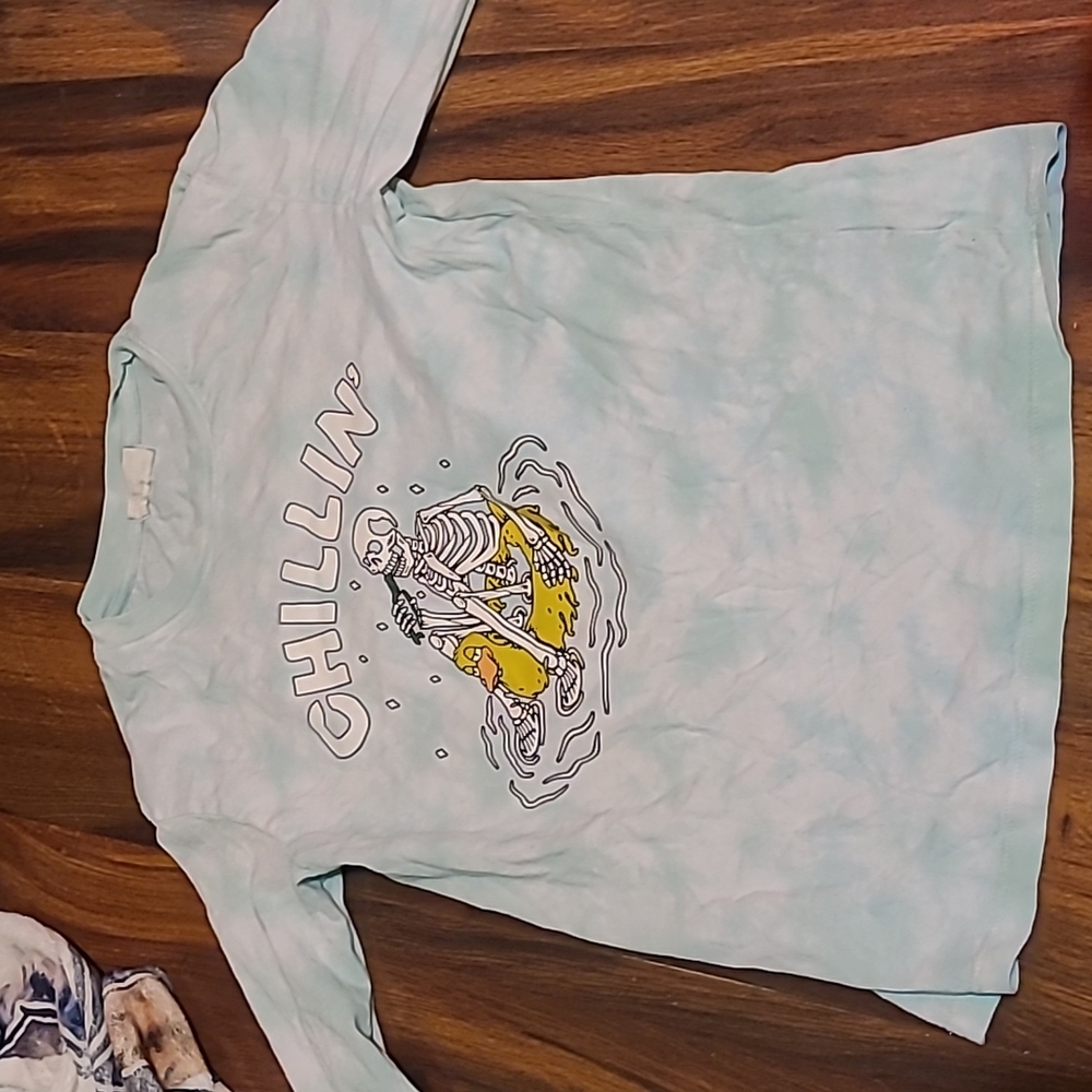 Seafoam green, long sleeve, small